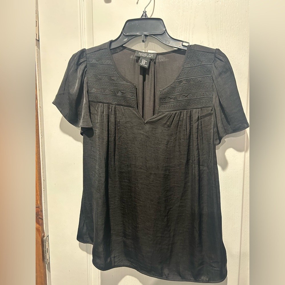 Rachel Zoe Black short sleeve Top
Work casual